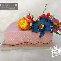 Stenciling on a square cake