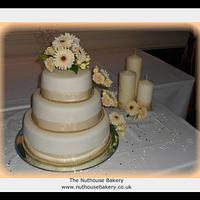 Gerbra Wedding Cake