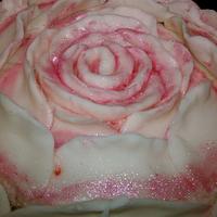 Rose teapot cake and accessories