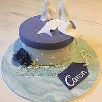 Gift box birthday cake