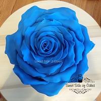 Blue Rose cake 