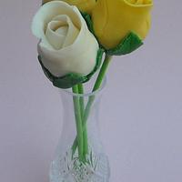 White & Yellow Roses - Cakepops