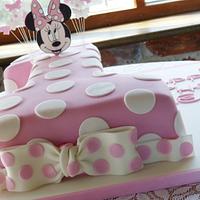 Minnie Mouse Number 1 cake