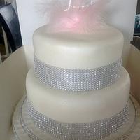 simply elegant wedding cake 