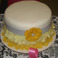 Yellow & Gary Ruffle Cake 