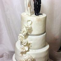 Wedding cake with realistic figures