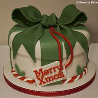 Christmas Gift Box Cake