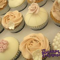 Vintage Inspired Wedding Cupcakes