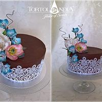 Elegant flowers cake 