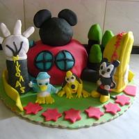 Mickey's clubhouse cake
