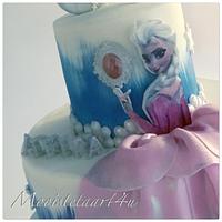 Pretty princess Elsa