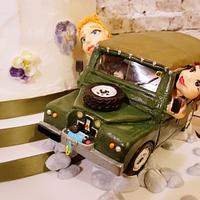 Landrover and Flowers Wedding Cake