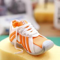 Running shoe 40th cake