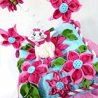 "The Aristocats- Marie on the Pillow" cake.