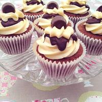 Rolo Cupcakes.
