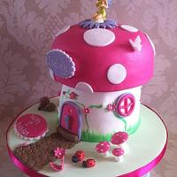 Cute Tinkerbell Toadstool House.