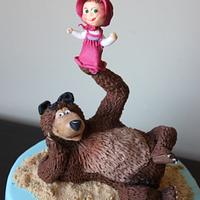 Masha and a bear cake
