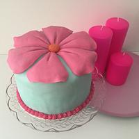 Pink flower cake