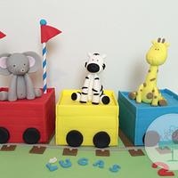 3D Thomas cake with cute animals