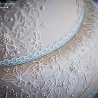 Champagne lace wedding cake 