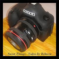 canon camera cake