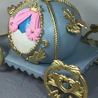 Cinderella inspired carriage cake 