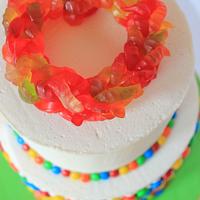 Rainbow loom bracelet cake
