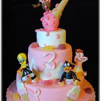 Baby Looney Tunes Cake