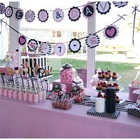 Pink&Black Wedding Sweet Table