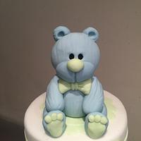 Birth bear cake