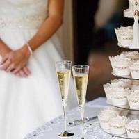 Wedding cupcakes 