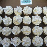 Wedding cupcakes
