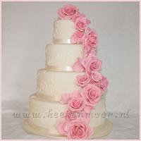 Romantic weddingcake