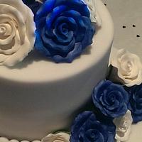 royal blue white and ivory wedding cake