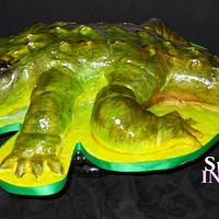 Alligator cake