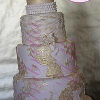 Wedding cake lace ivory and gold