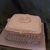 Miniature Bride's tasting Cake Strawberry Sour Cream