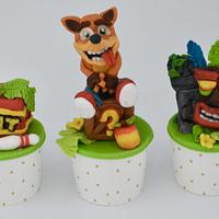 Crash bandicoot cupcakes