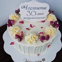 Beautiful and elegant cake 