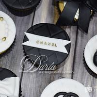 Chanel Cupcakes