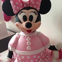 Minnie Mouse with balloon 