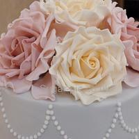 Grey lace and rose wedding cake