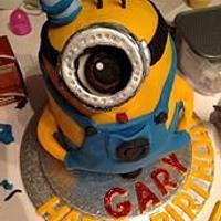 Minion Cake