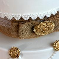 Vintage floral wedding cake