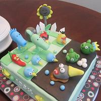 Angry Birds & Plants vs Zombies Team Up Cake and Cake Pops