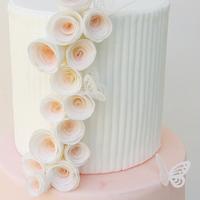 Delicate wafer paper roses