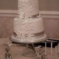 Snowflake Wedding Cake (for my own wedding!) 