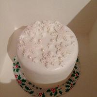 Luxury Christmas Snowflake Cakes