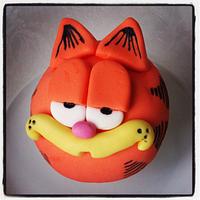 Garfield cupcake...