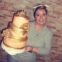 Wedding watercolor gold cake